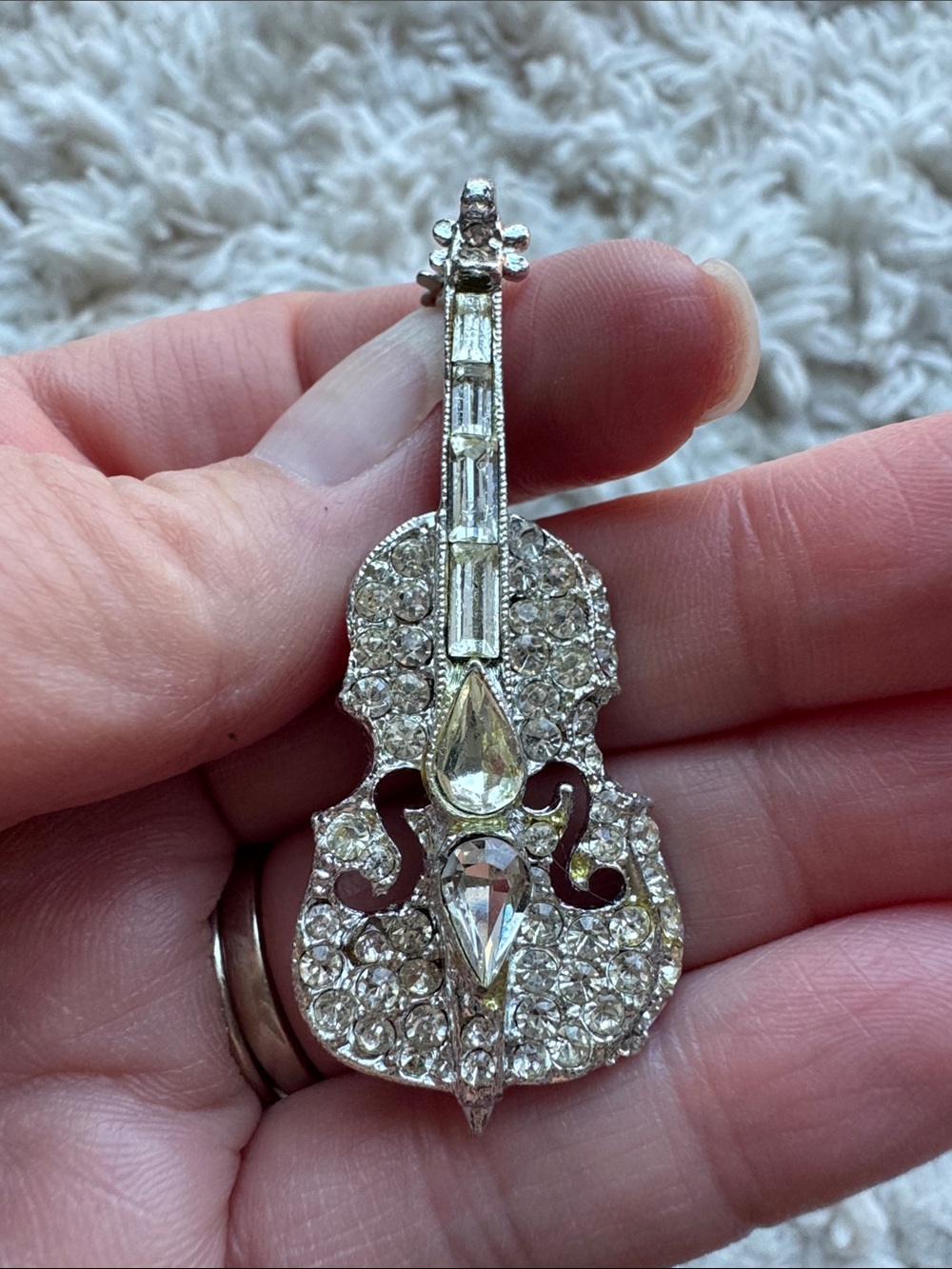Silver Tone Violin Brooch